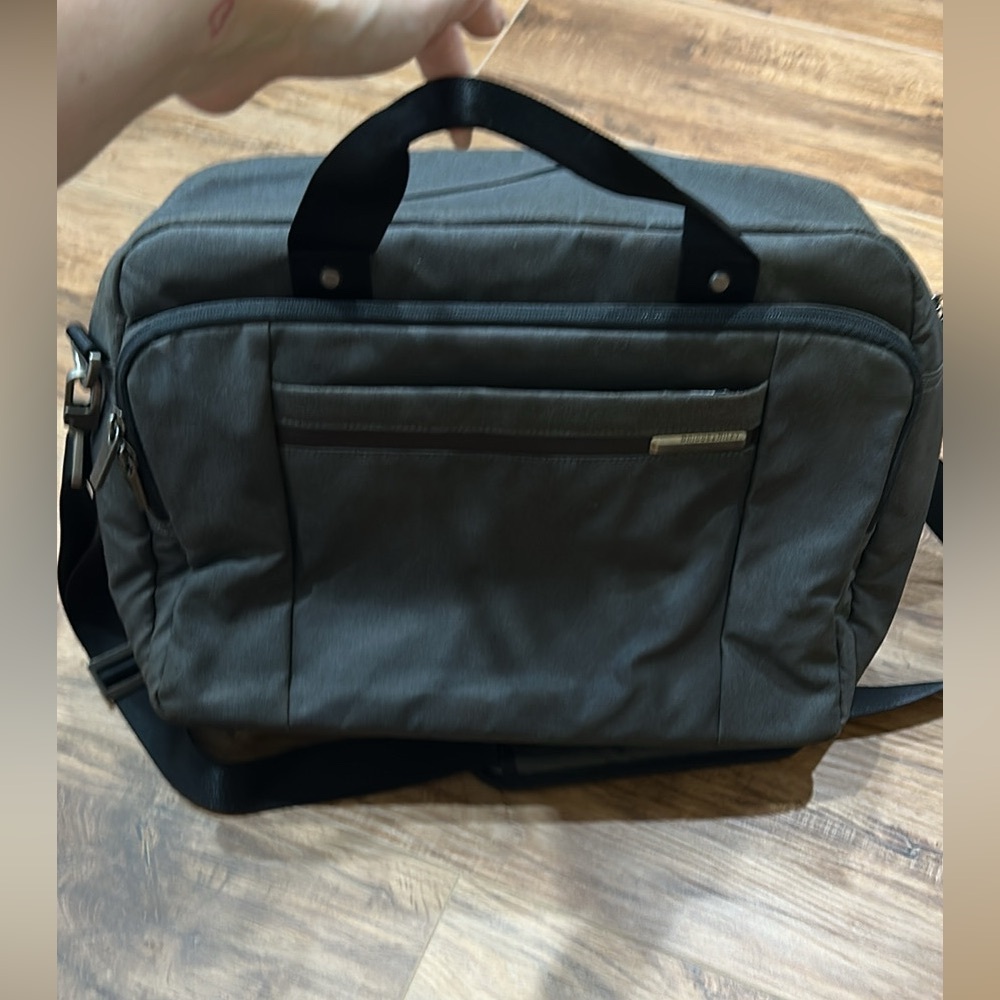 Briggs & Riley Navy Briefcase - Picture 2 of 7